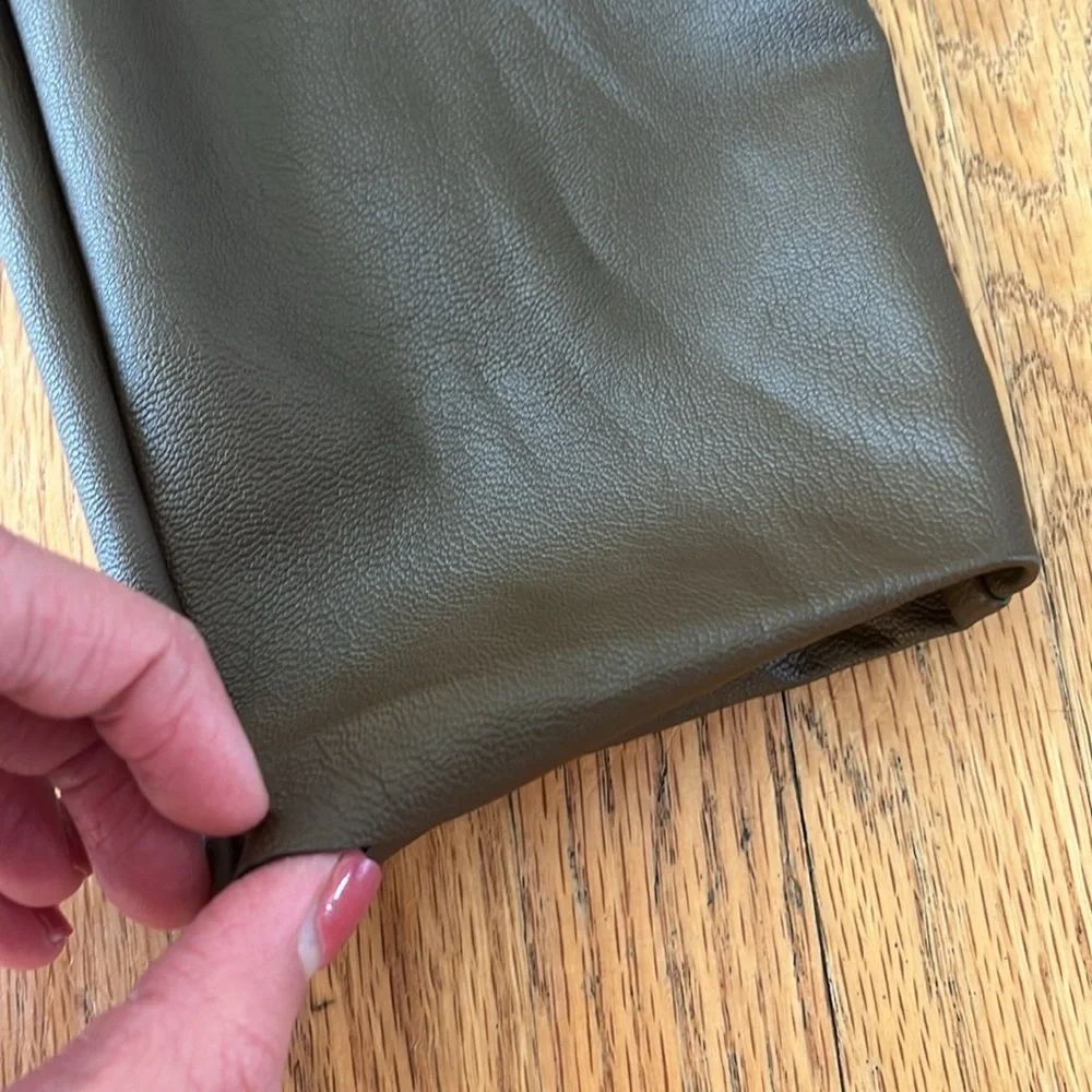 Good American Faux Leather Legging light mocha size 4/27 (J1)